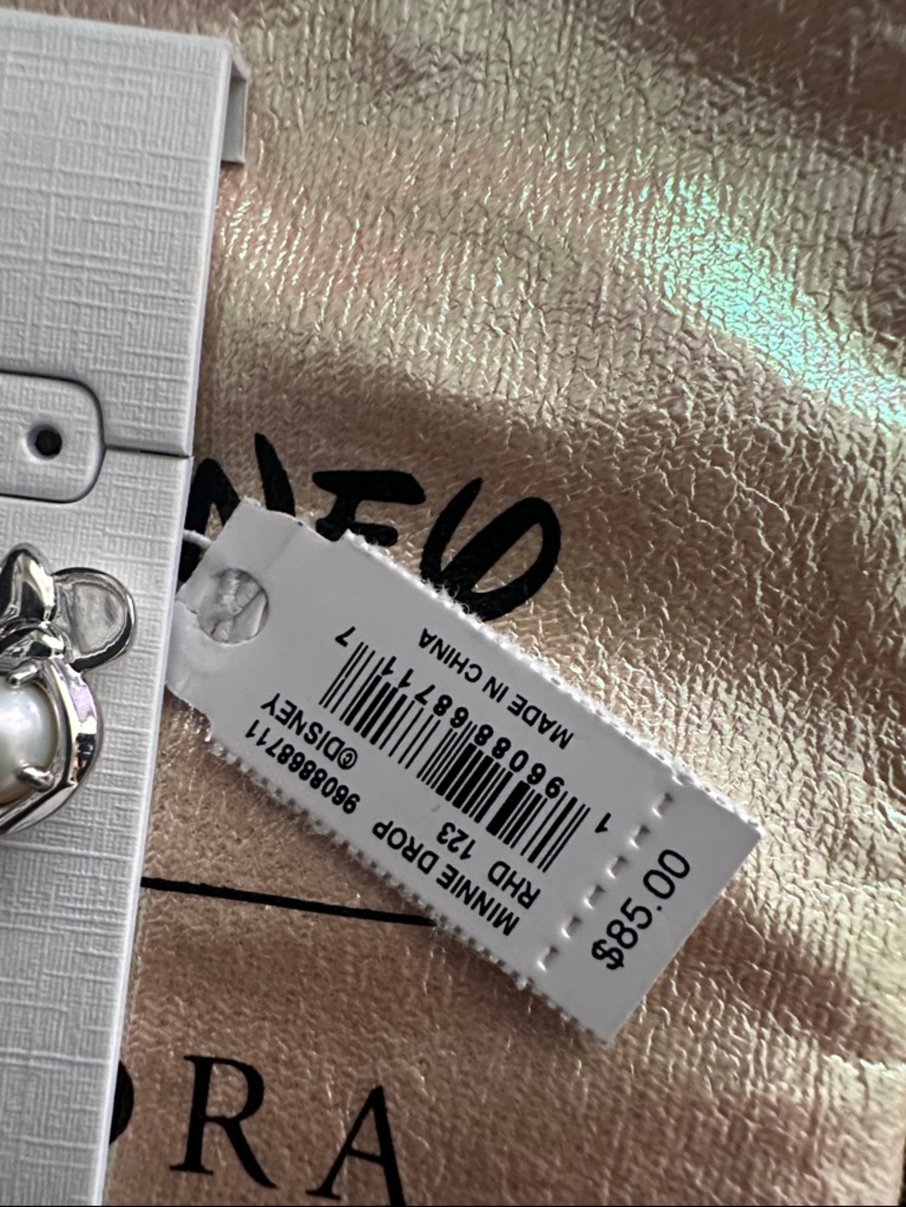 Kendra Scott Silver Minnie Mouse Pearl Drop Earrings - Picture 2 of 2